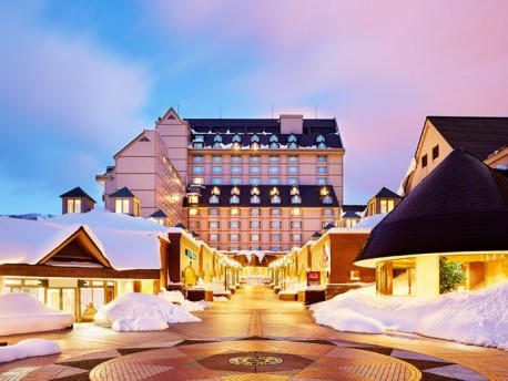 2021 - 2022 Ski Package: Kiroro - The Kiroro, a Tribute Portfolio Hotel