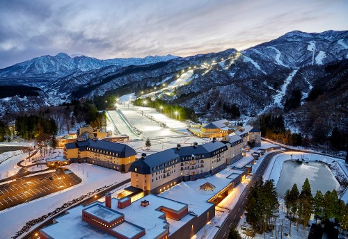 2021 - 2022 Ski Package: Myoko Kogen - Lotte Arai Resort